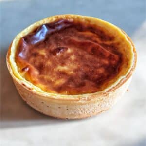 Atelier pâtisserie à domicile et team building pâtisserie à Toulouse – Cours avec un chef privé pour particuliers et entreprises.